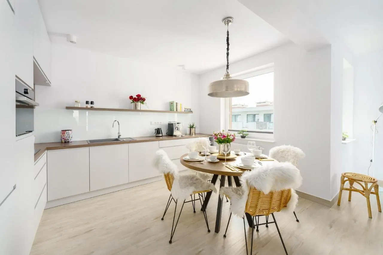 Apartamenty Lighthouse - Kasprowicza 100 Kolberg Apartment
